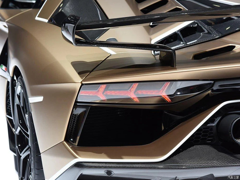 Lamborghini Aventador Hyper Flow Alarm