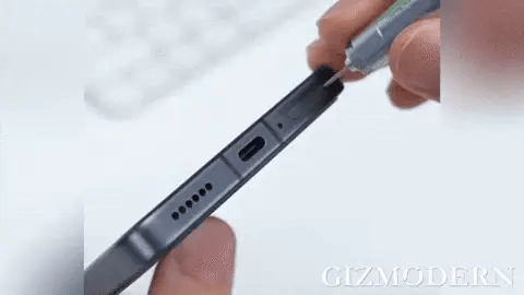 New Multi-Functional Earbud Cleaning Pen